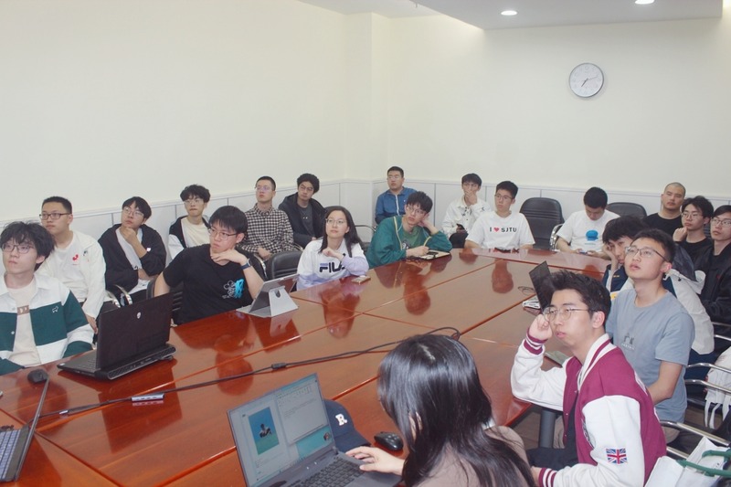 1744977115847961.jpg 合影2.jpg
